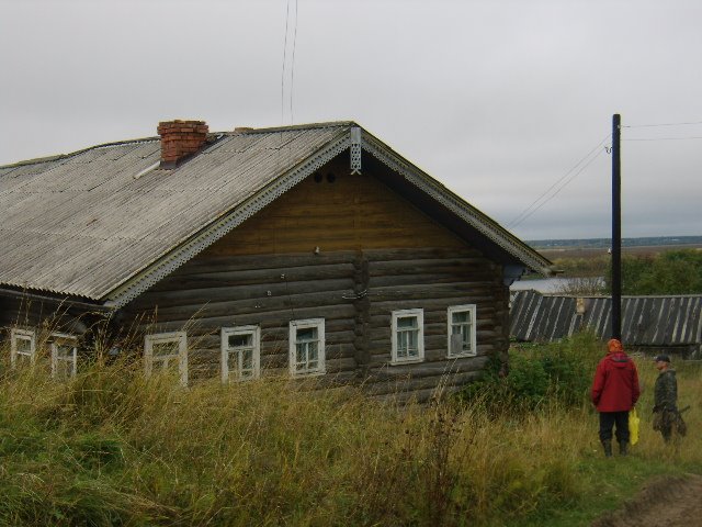 Дом церковного старосты Нечаева в селе Вонга, где отец Василий жил в ссылке. Современный вид